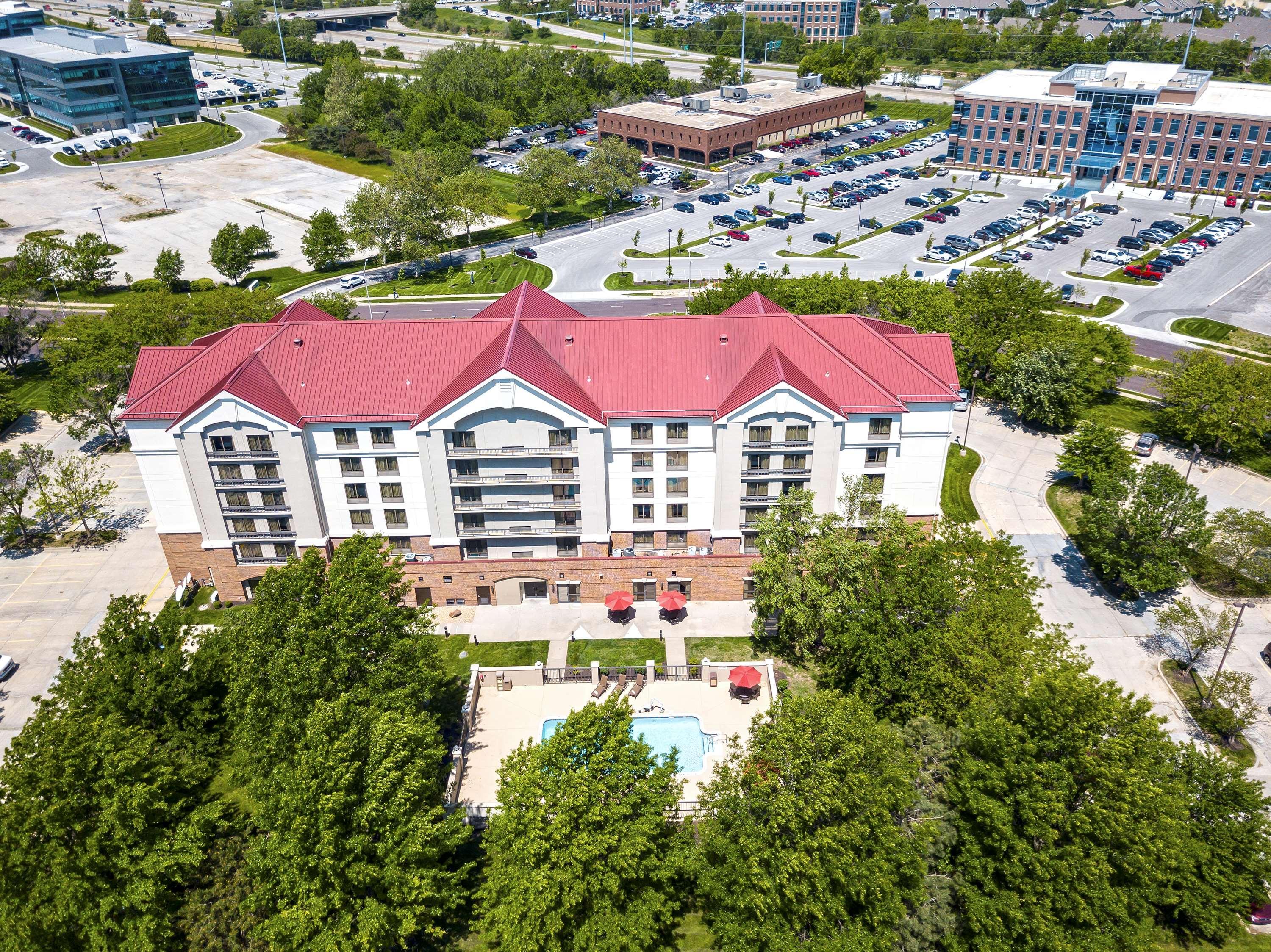 Hyatt Place Kansas City/Overland Park/Convention Center מראה חיצוני תמונה