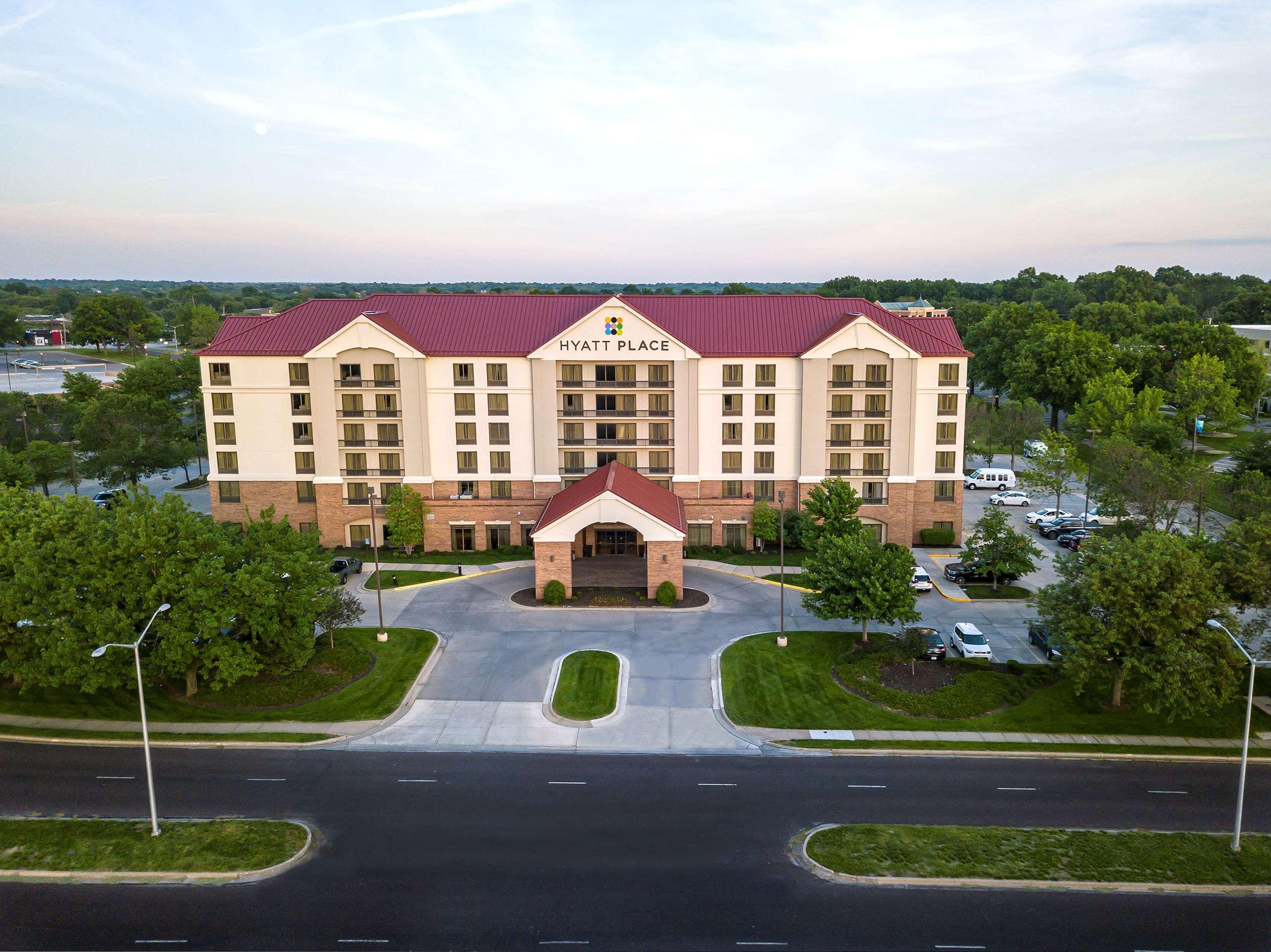 Hyatt Place Kansas City/Overland Park/Convention Center מראה חיצוני תמונה